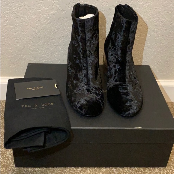 NWT rag and bone Drea Bootie velvet lucite - Picture 2 of 9